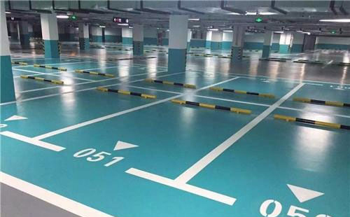 幸福路街道幸福路街道环氧地坪中涂：构筑坚固地面的关键环节